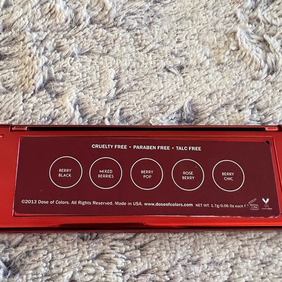 DOSE of Colors eyeshadow palette - Picture 3 of 5